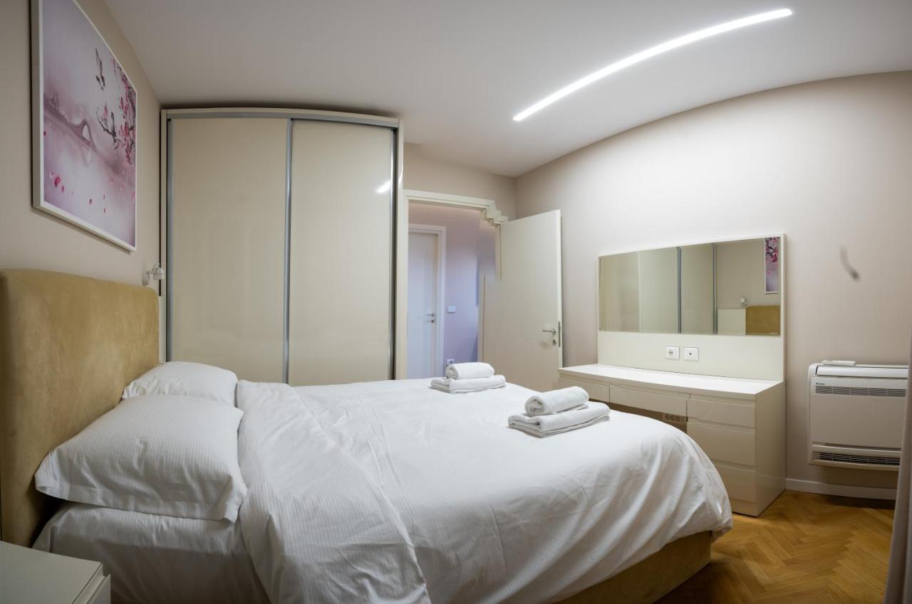 Center Tirana Liv Apartment Exterior photo