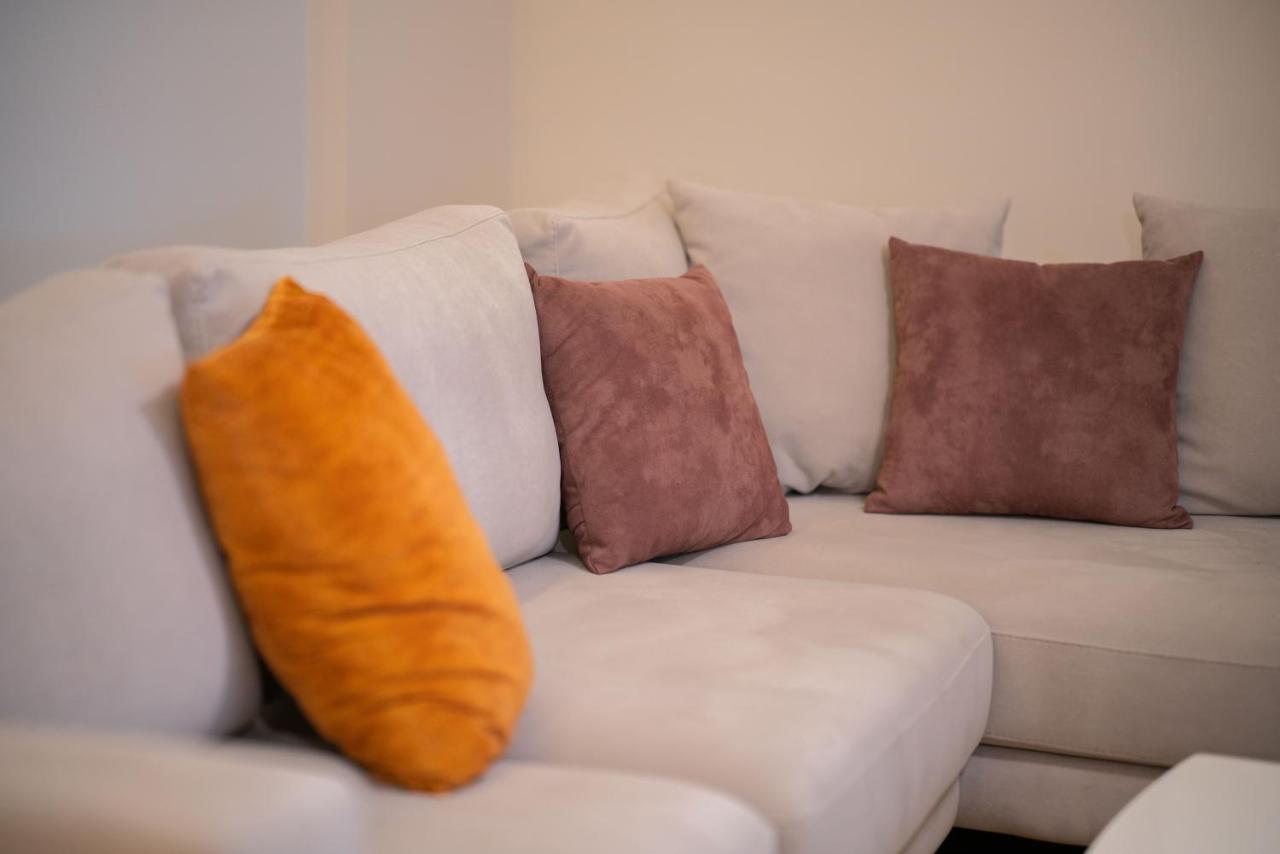 Center Tirana Liv Apartment Exterior photo